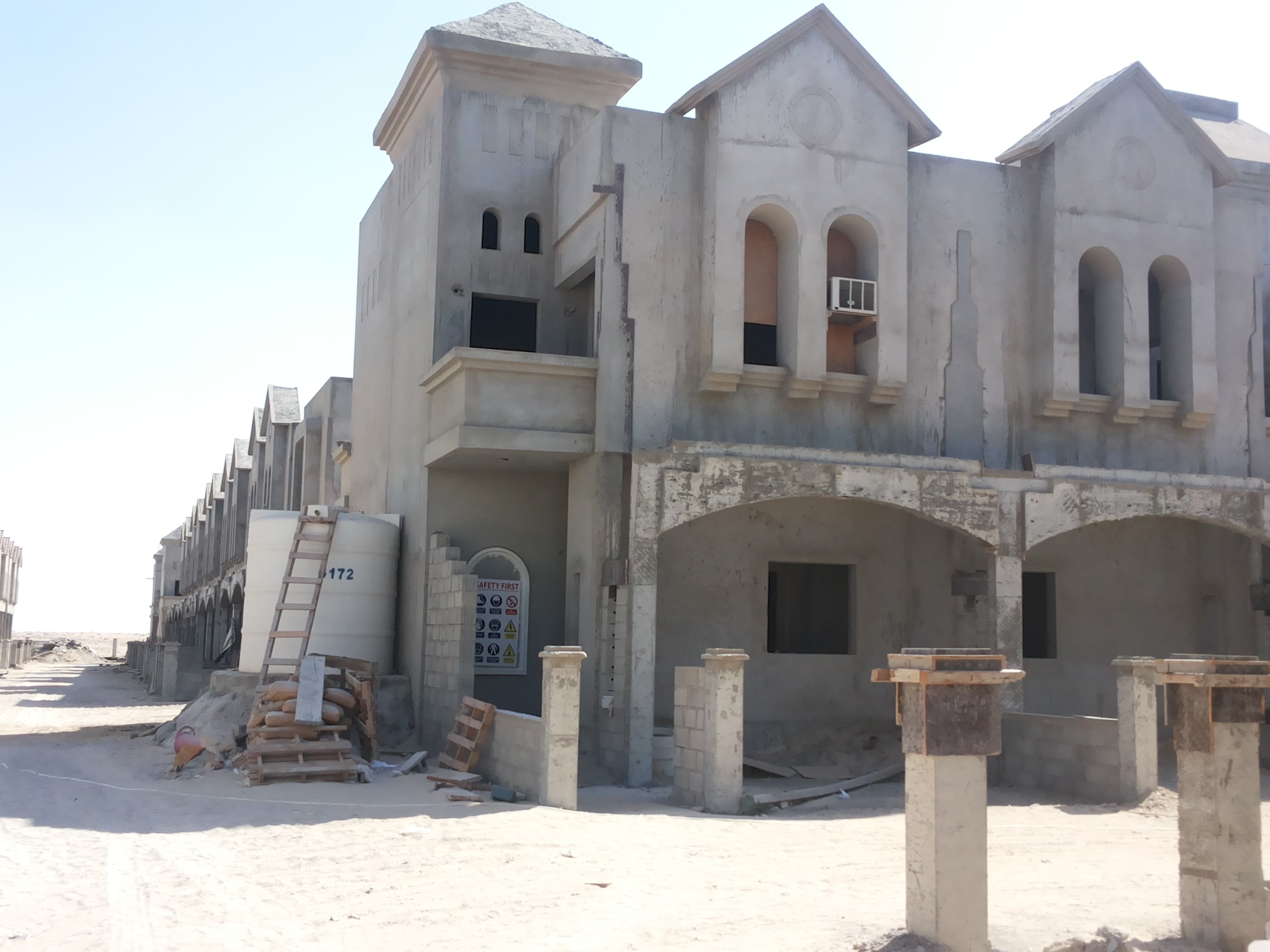 Sahara Livings construction site, Land Department inspection photo 10, 28 October 2013